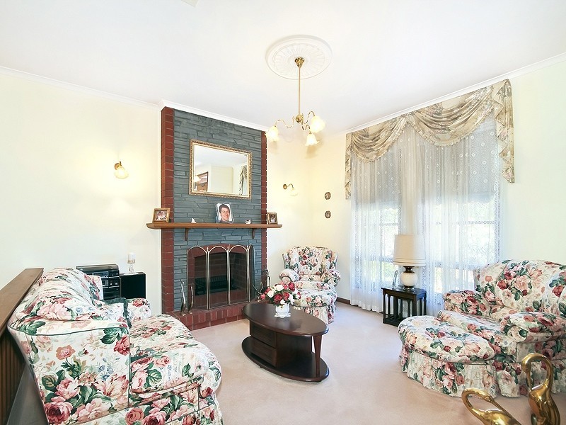 16 Barramundi Drive, Hallett Cove SA 5158