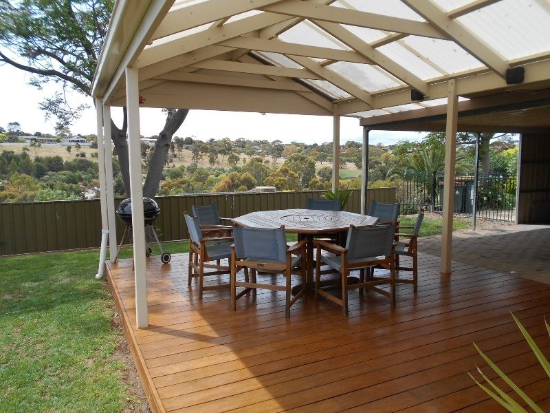 4 Robinia Court, Sheidow Park SA 5158