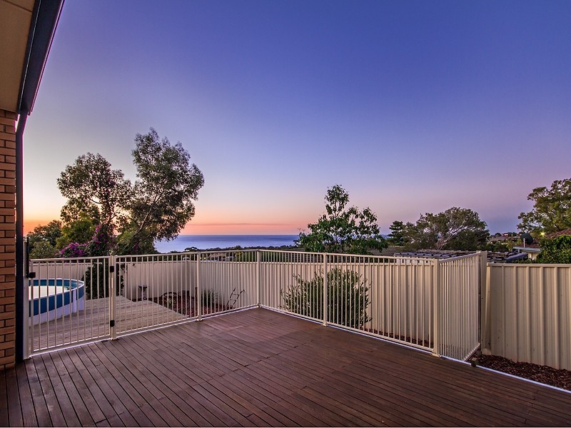 109 Sandison Road, Hallett Cove SA 5158