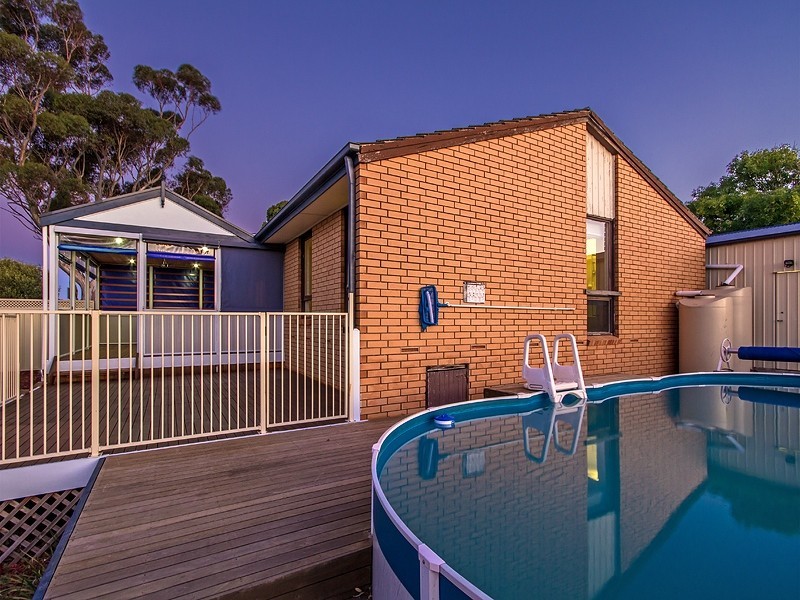 109 Sandison Road, Hallett Cove SA 5158