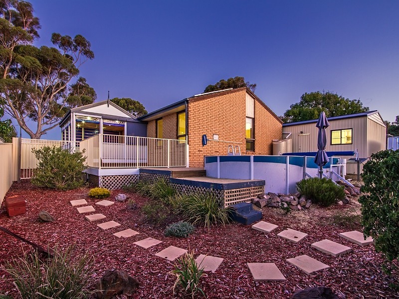 109 Sandison Road, Hallett Cove SA 5158