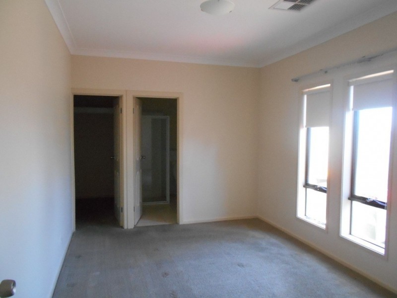 2a Limbert Avenue, Seacombe Gardens SA 5047