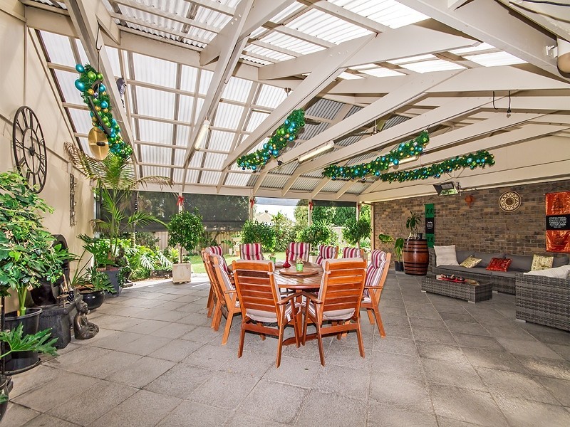 29 Equestrian Drive, Woodcroft SA 5162