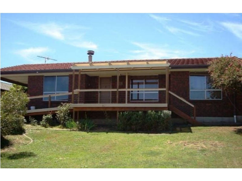28 COORABIE CRESCENT, Hallett Cove SA 5158