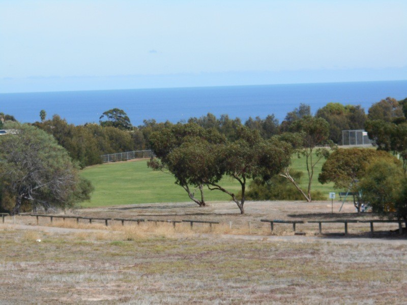 28 COORABIE CRESCENT, Hallett Cove SA 5158