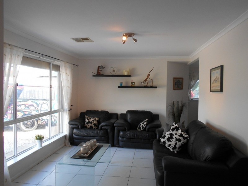 2 HARVARD COURT, Hallett Cove SA 5158