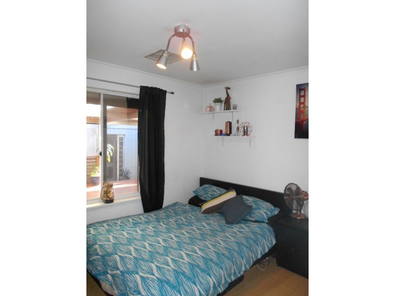 2 HARVARD COURT, Hallett Cove SA 5158