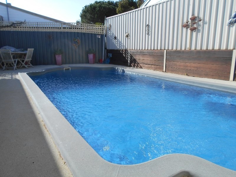 2 HARVARD COURT, Hallett Cove SA 5158