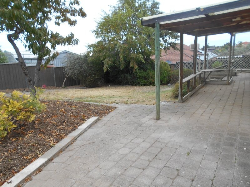 42 CAPELLA DRIVE, Hallett Cove SA 5158