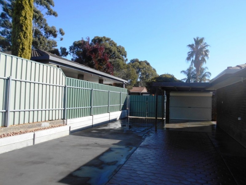 5 Quigley Court, Aberfoyle Park SA 5159