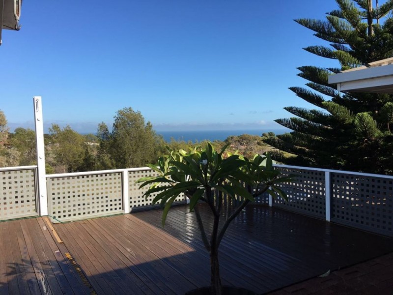 24 LIGHTHOUSE DRIVE, Hallett Cove SA 5158