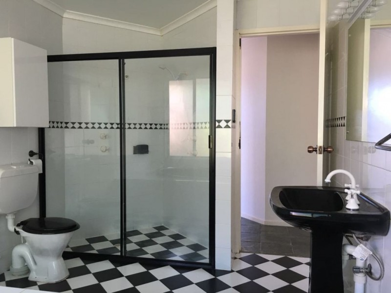 24 LIGHTHOUSE DRIVE, Hallett Cove SA 5158