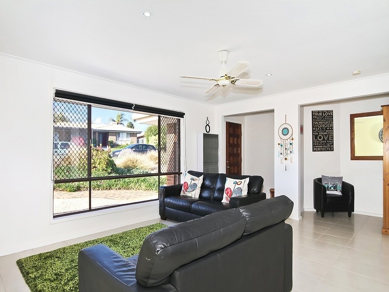 7 CORINGLE CRESCENT, Hallett Cove SA 5158