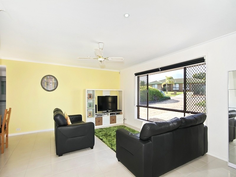 7 CORINGLE CRESCENT, Hallett Cove SA 5158