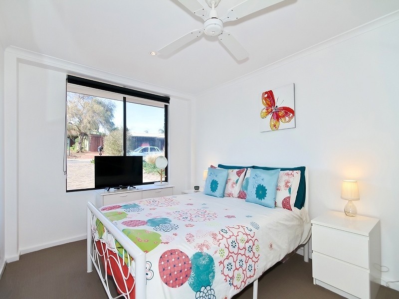 7 CORINGLE CRESCENT, Hallett Cove SA 5158