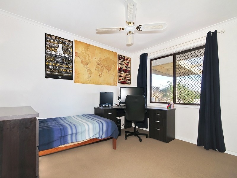 7 CORINGLE CRESCENT, Hallett Cove SA 5158