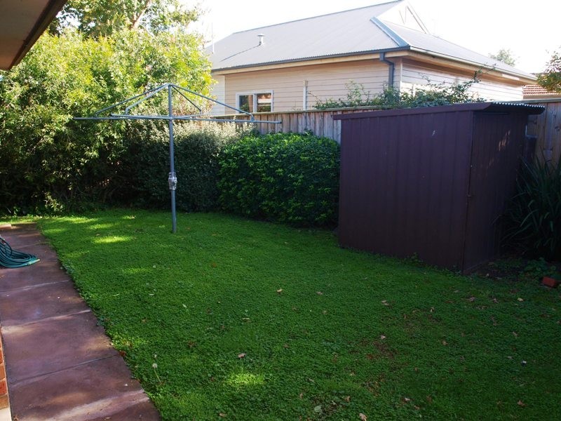 Unit 1/30 Victoria Parade, Kilmore VIC 3764