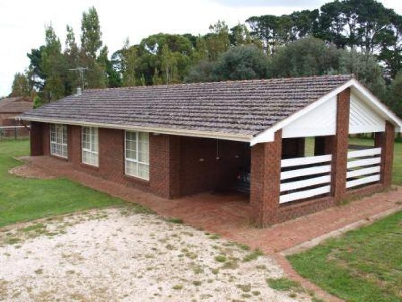 3007 Melbourne Lancefield Road, Romsey VIC 3434