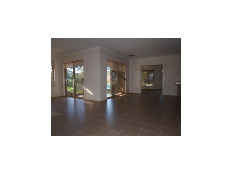 10  Mannagum Court, Kilmore VIC 3764