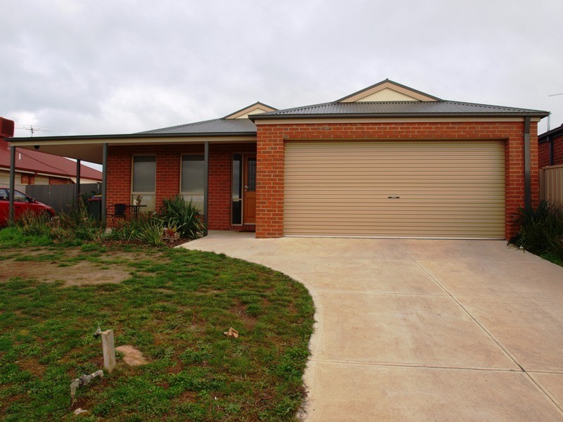 7 Francis Court, Kilmore VIC 3764