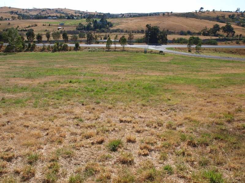 Lot 27 Sir Leo Curtis, Wandong VIC 3758