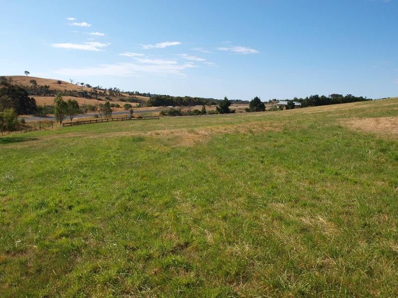 Lot 27 Sir Leo Curtis, Wandong VIC 3758