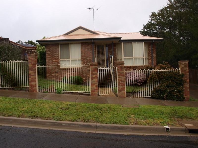 1/37D George Street, Kilmore VIC 3764