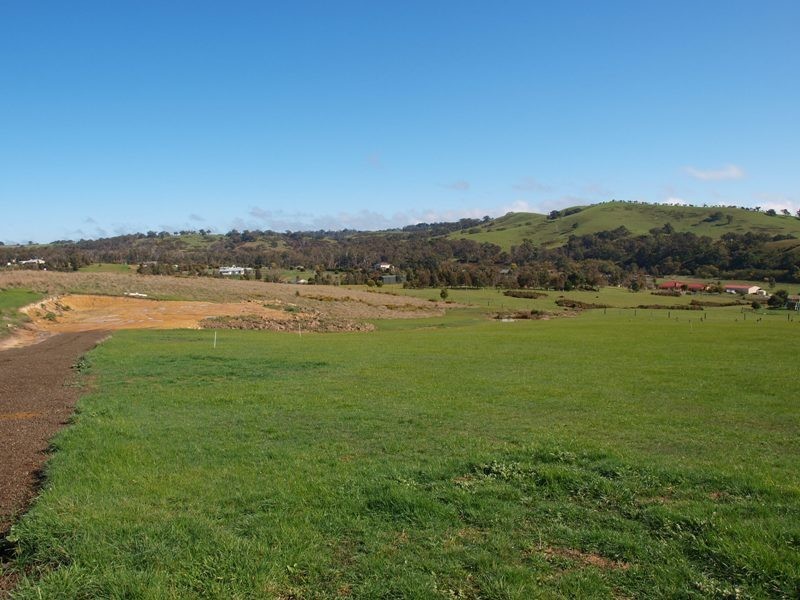 2 Quarry Siding Road., Wandong VIC 3758