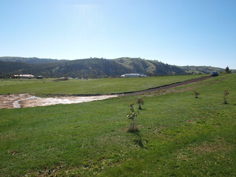 2 Quarry Siding Road., Wandong VIC 3758