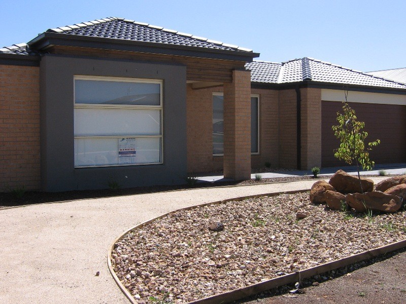 16 Francis Street, Kilmore VIC 3764