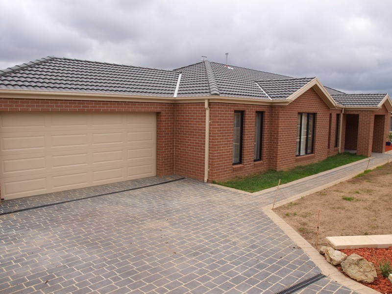 3 Lakeview Drive, Broadford VIC 3658