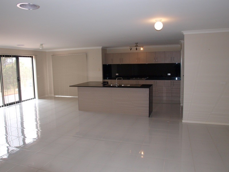 3 Lakeview Drive, Broadford VIC 3658