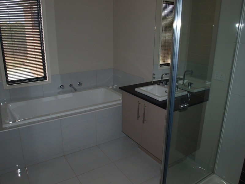 3 Lakeview Drive, Broadford VIC 3658