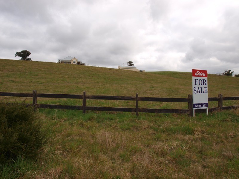 Lot 27 Sir Leo Curtis, Wandong VIC 3758
