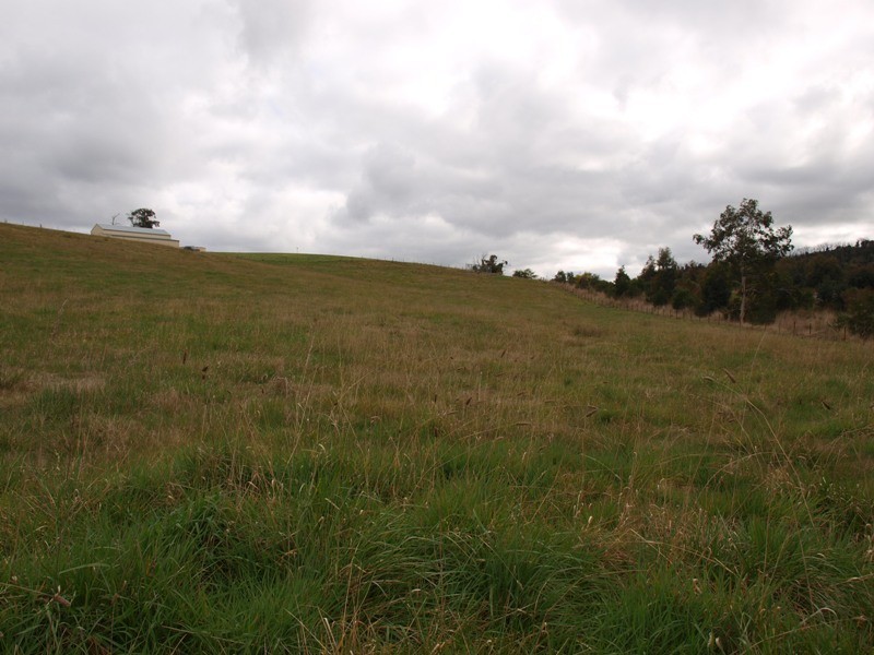 Lot 27 Sir Leo Curtis, Wandong VIC 3758