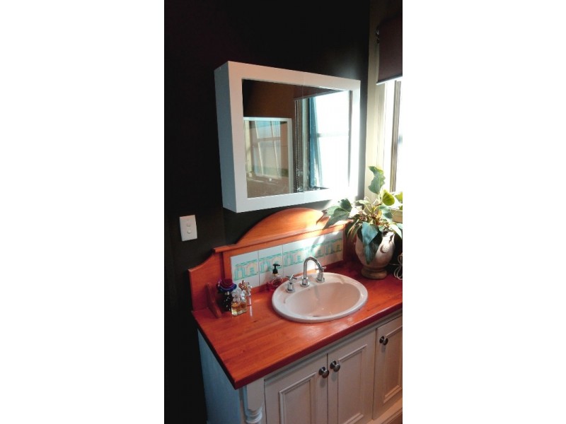 14 Roditis Avenue, Broadford VIC 3658