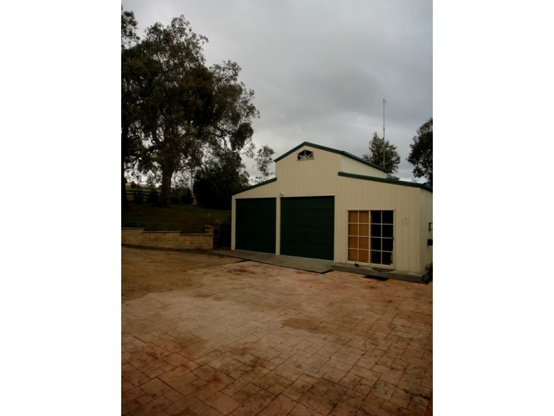 14 Roditis Avenue, Broadford VIC 3658