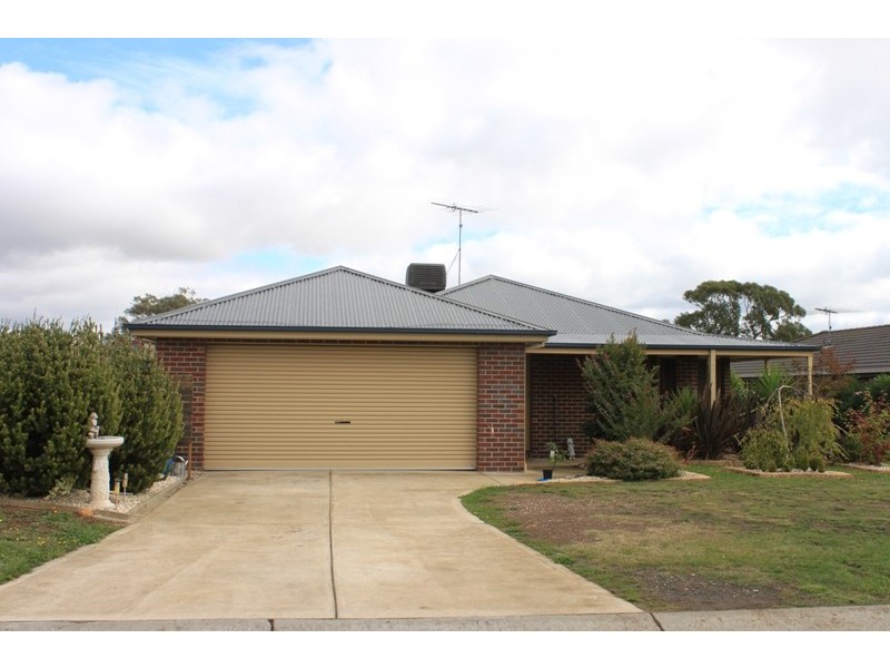 10 Pontisford Court, Kilmore VIC 3764
