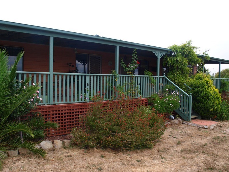 60 Leahys Road, Kilmore VIC 3764