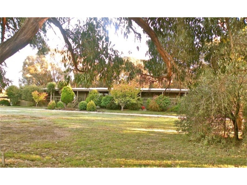 20 Coopers Road, Willowmavin VIC 3764