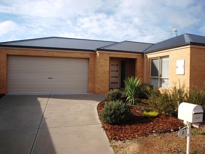 2 Ruby Close, Kilmore VIC 3764
