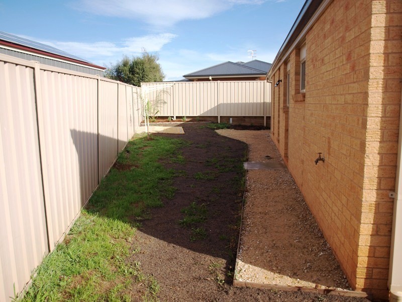 2 Ruby Close, Kilmore VIC 3764