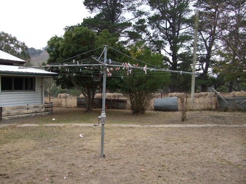 80 Sunday Creek Road, Kilmore East VIC 3764