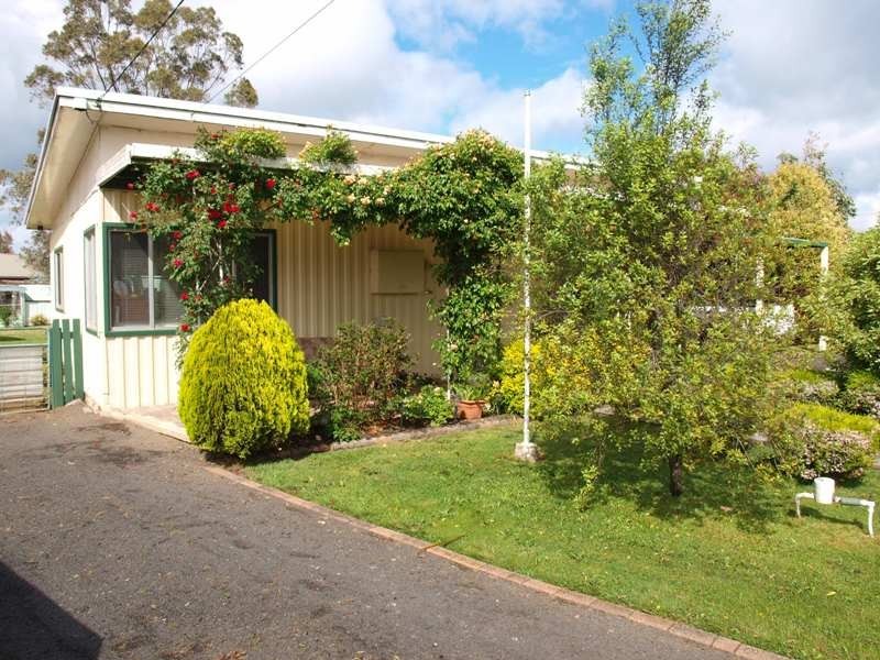 11 Allen Street, Kilmore VIC 3764