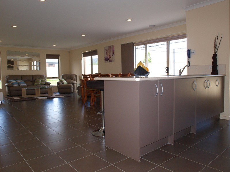 31 Chrystobel Way, Kilmore VIC 3764