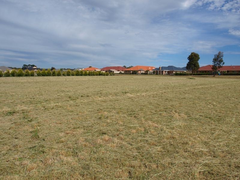 9 Oak Court, Kilmore VIC 3764