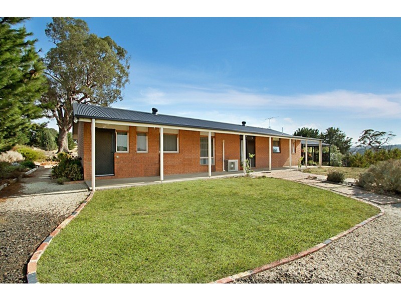 11 Fennelly Drive, Pyalong VIC 3521