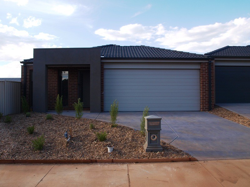 36 Royal Parade, Kilmore VIC 3764