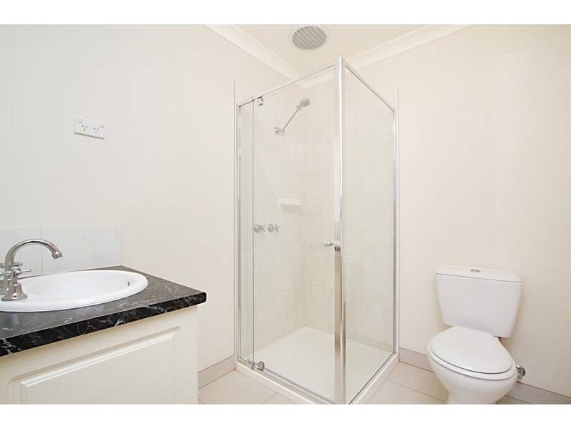 8 Chrystobel Way, Kilmore VIC 3764