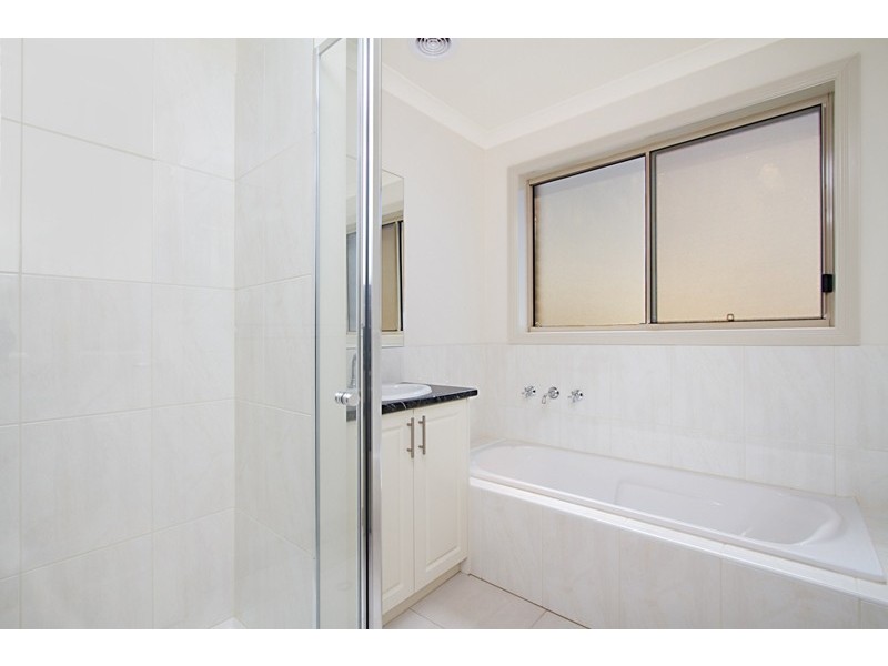 8 Chrystobel Way, Kilmore VIC 3764